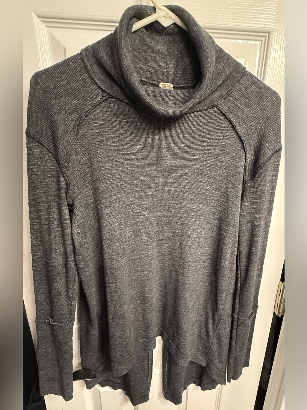 We The Free Charcoal Cowl Neck Lightweight Pullover size small